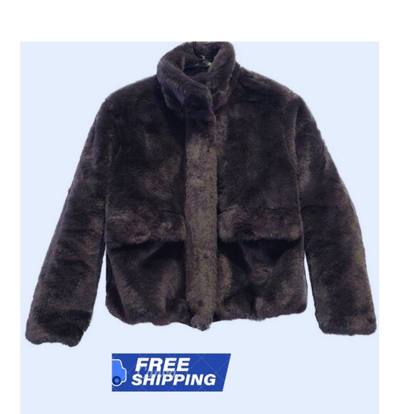 Branded Other - Plush Faux Fur Jacket  Stylish Outerwear 18.9 in overal length 21.7 in aFits xxs